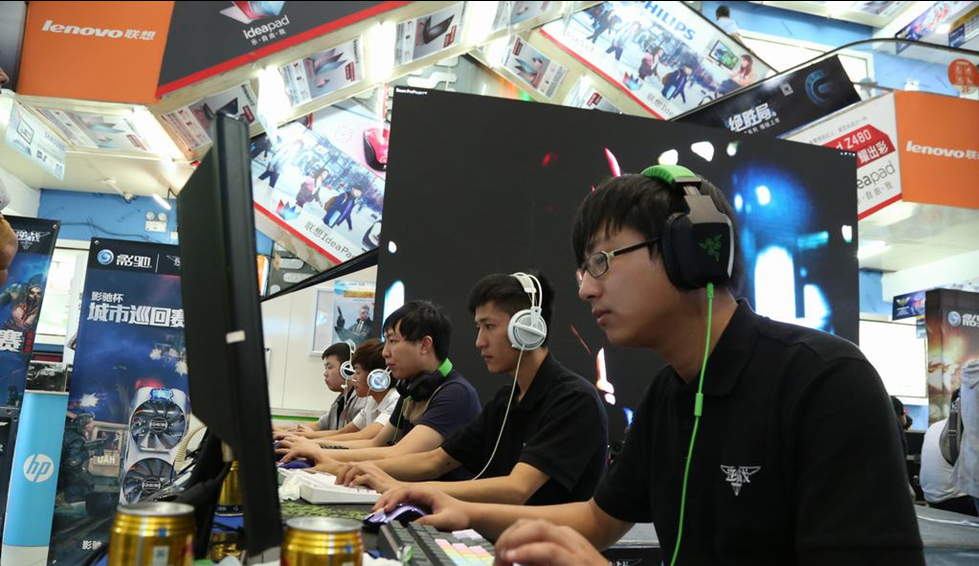 他在俱乐部 他在俱乐部