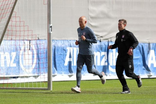 球还是防守 球还是防守