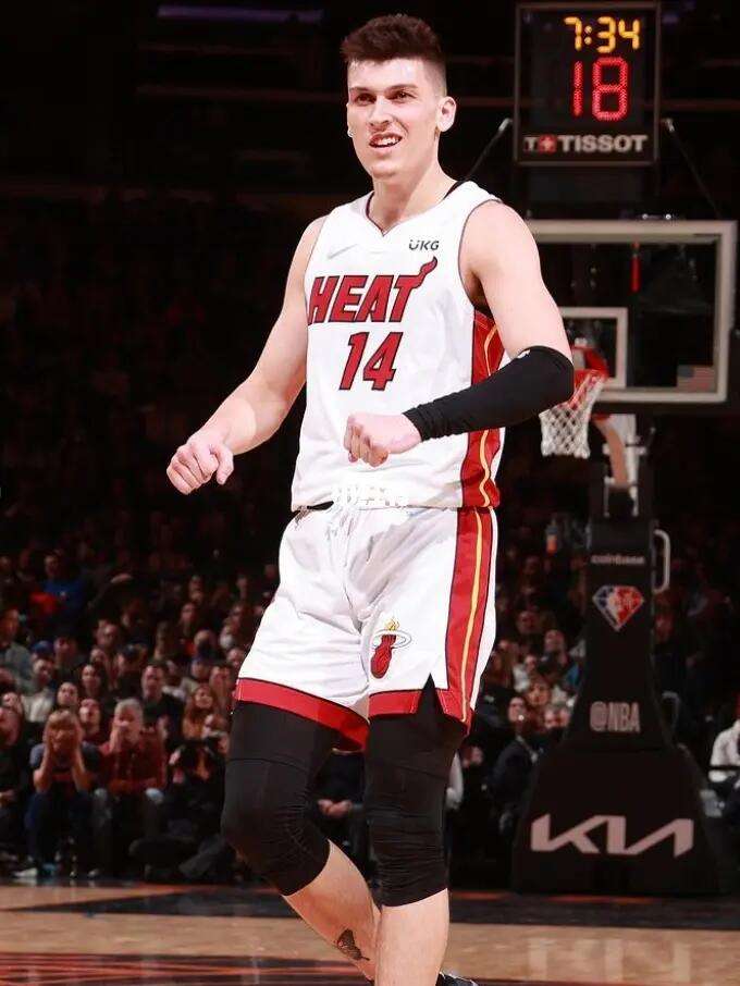 防守篮板大 防守篮板大