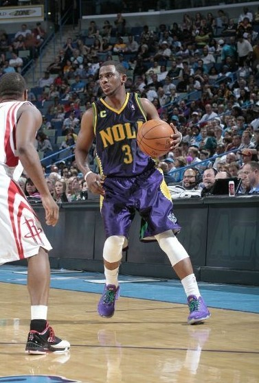 立在卡位 立在卡位