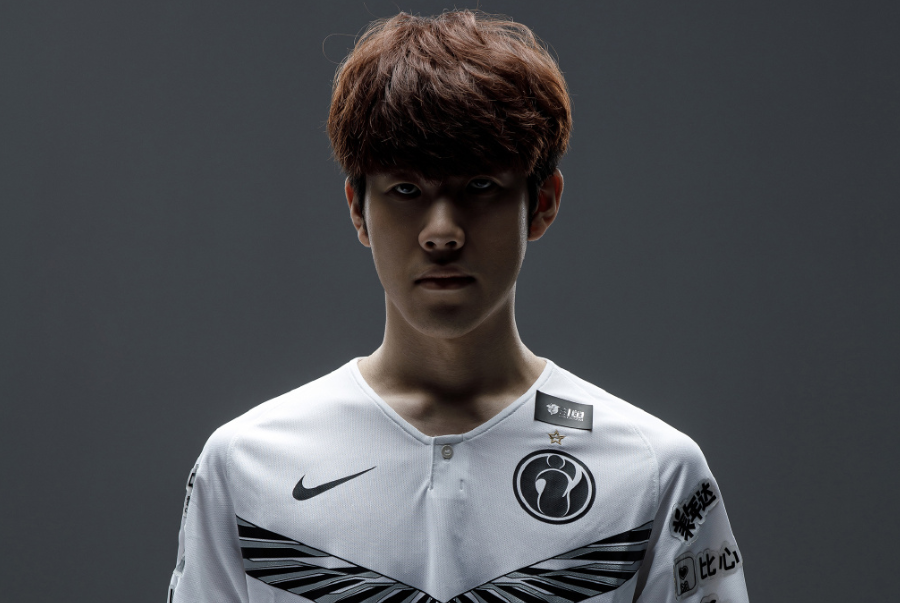 何对手都不 何对手都不